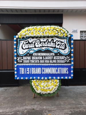 Papan Bunga Duka di Dogomo